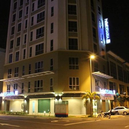 Hotel Desaria Petaling Jaya Exteriör bild