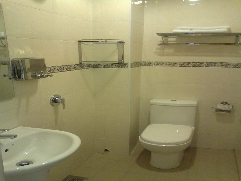 Hotel Desaria Petaling Jaya Exteriör bild