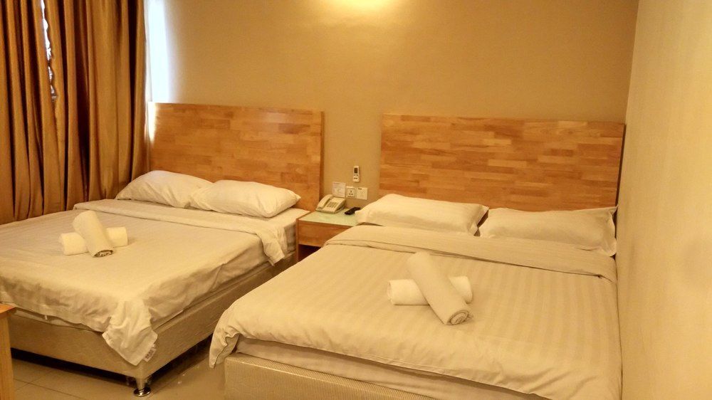 Hotel Desaria Petaling Jaya Exteriör bild