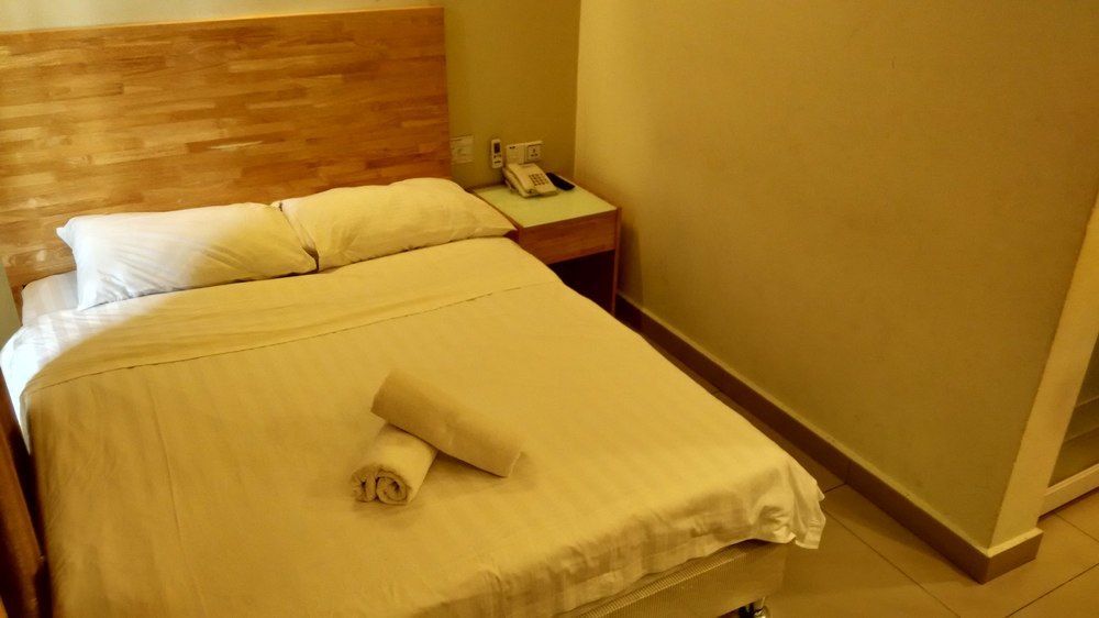 Hotel Desaria Petaling Jaya Exteriör bild
