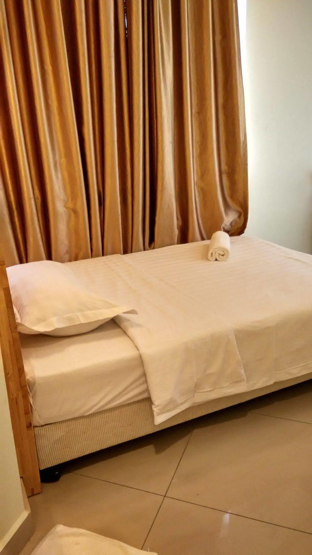Hotel Desaria Petaling Jaya Exteriör bild